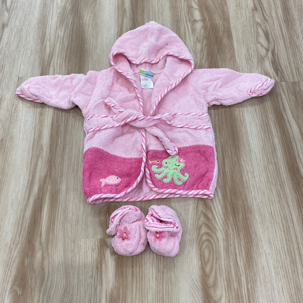Just born hooded robe with booties for baby girl